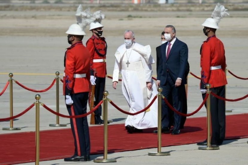 Il rientro a Roma di Papa Francesco dopo lo storico viaggio in Iraq. Qassim: &quot;Resterà nel cuore degli iracheni&quot;