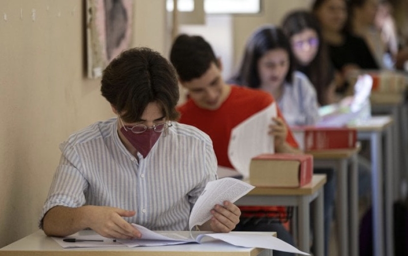 Scuola, Valditara: “Gli esami di maturità torneranno in presenza. I docenti più formati vanno pagati di più”