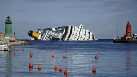 Isola del Giglio: oggi la messa di suffragio per le vittime della Costa Concordia a 10 anni dall'affondamento