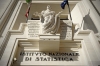 Istat: retribuzioni cresciute dell'1% su giugno e del 3,1 su 2022 ma con inflazione al 5,6%