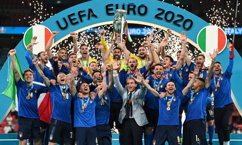 Euro 2020: l’Italia sul tetto d’Europa. Battuta l’Inghilterra 3-2. Campioni dopo 53 anni