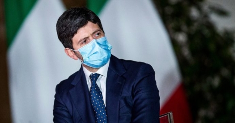 Vaccini, Speranza: “l’Italia vaccinata si prepara a respingere la quarta ondata”