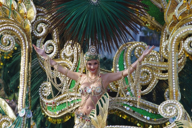 Spagna, Santa Cruz de Tenerife si prepara alla 'Cavalcata' del suo storico Carnevale
