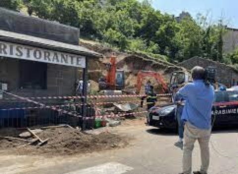 Montefiascone: infiltrazioni d’acqua nel terrapieno crollato in un ristorante dove è morto il proprietario. In codice rosso il cuoco