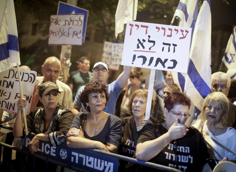 Israele: 10mila in piazza per la riforma Netanyhau che limita i poteri della Corte Suprema