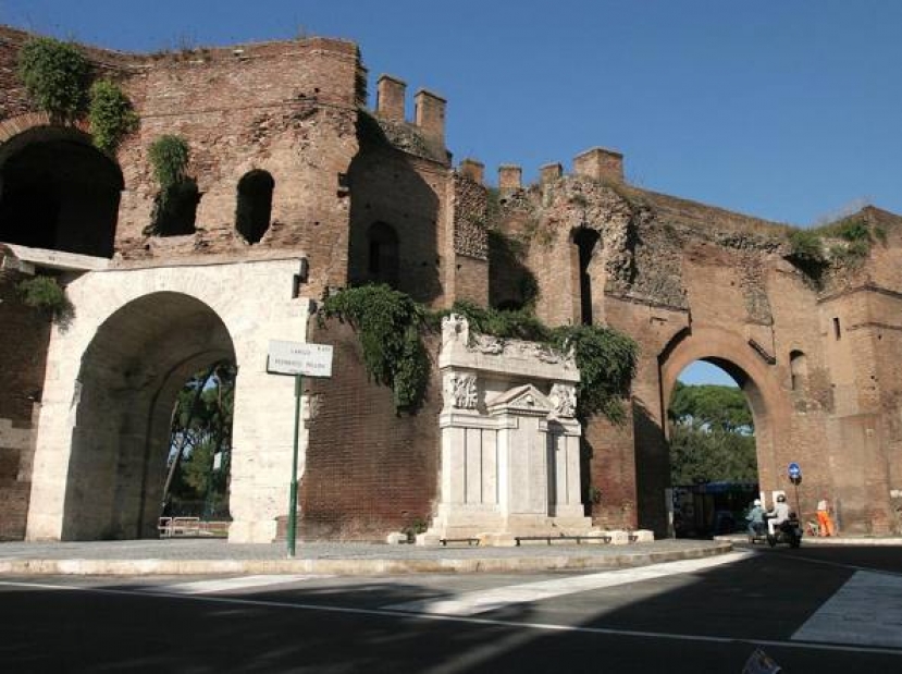 Archeotour: alla scoperta delle storiche Mura Aureliane di Roma guidati dalla musica