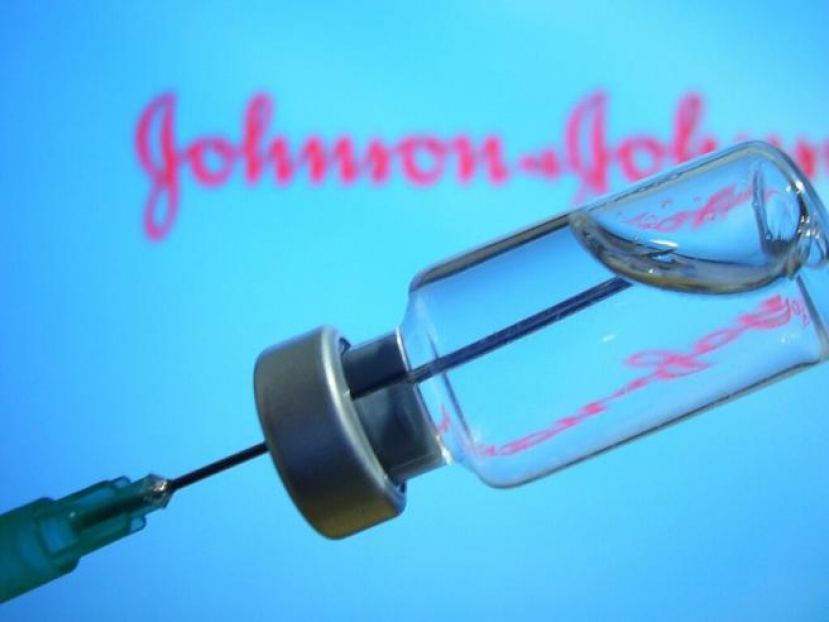 Vaccino Johnson&amp;Johnson escluso dalle vaccinazioni della Danimarca. Paura degli effetti collaterali