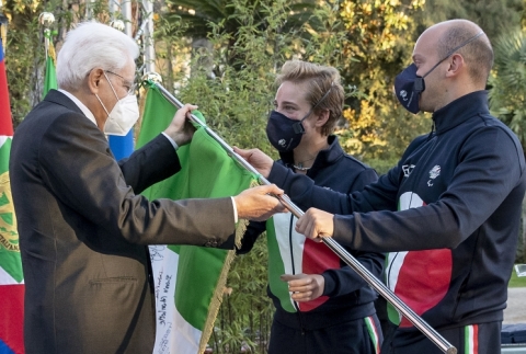 Cerimonia di riconsegna delle bandiere al Quirinale: il Presidente Mattarella riceve i medagliati Olimpici e Paralimpici