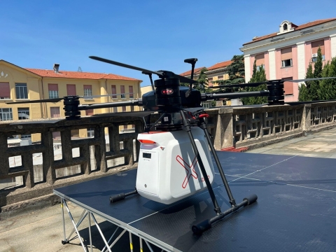 Trasporto emoderivati: i test di volo con drone del Cnr e Scuola Sant'Anna di Pisa