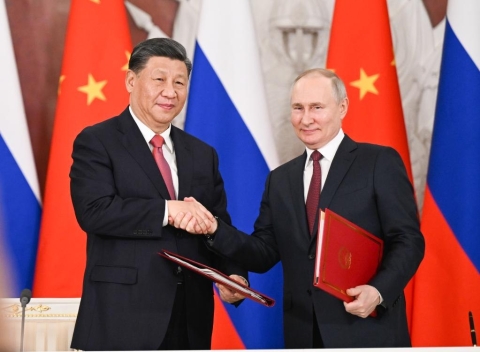 Cina: accordi tra Putin e Xi Jinping al forum della Via della Seta con scambi oltre i 200 mld di dollari