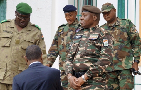 Niger, Musah (Commissario Ecowas) avverte: “Se non viene ripristinato Bazoum ci sarà un contro-golpe”