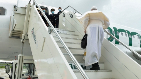 Viaggio del Papa nel Mediterraneo: da Cipro in Grecia. Oggi l’accoglienza ad Atene del ministro Dendias