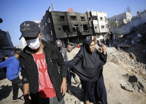 Striscia di Gaza: 31 palestinesi uccisi nei pressi di Nuseirat. Nessun accordo ancora per la riconsegna dei prigionieri