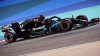 F1: Lewis Hamilton vince il Gp del Bahrein precedendo le RedBull di Verstappen e Albon