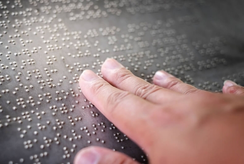 Ferrara: domani 21 febbraio un seminario al Comune celebra la Giornata del Braille. L'inaugurazione del busto a Louis Braille