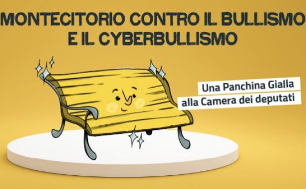 Una panchina gialla contro il cyberbullismo a due passi dal palazzo di Montecitorio