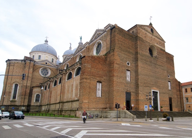 Padova: domani 5 dicembre i funerali di Giulia Cecchettin nella Basilica di Santa Giustina in Prato della Valle
