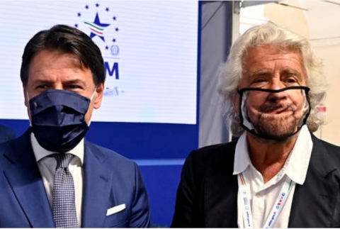 Scontro Grillo-Conte: oggi conferenza streaming dell’ex premier. Di Maio esorta: “Lavoriamo per l’unità”