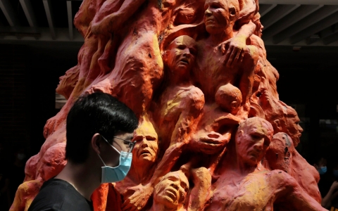 Hong Kong: rimossa dall'Università statale la statua simbolo delle vittime di Tienanmen