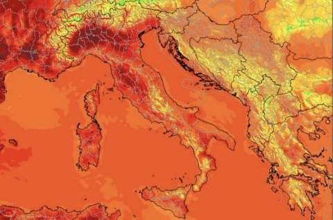 Meteo: la stretta di Caronte su 17 città da bollino rosso. Genova e Torino con picchi oltre 40º
