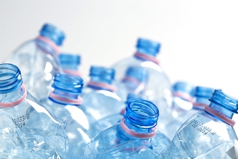 Riciclo bottiglie plastica: a Corepla stangata di 27 milioni da Agcm. Ha ostacolato la concorrenza