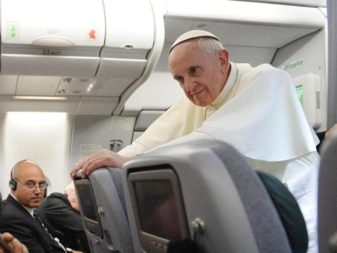 Papa Francesco: il Sinodo? “È un momento religioso non politico o ideologico” E assicura trasparenza
