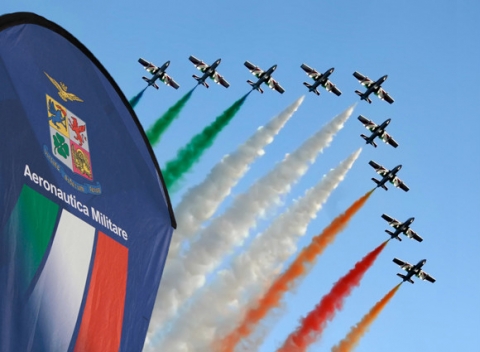 Anniversario Aeronautica Militare, Mattarella: "Preziosissimo contributo alla pandemia"