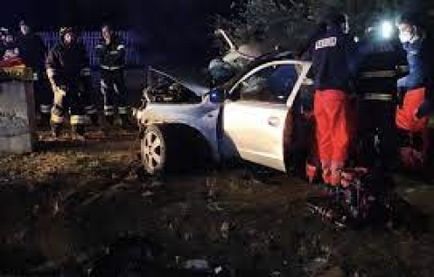 Bari: morti 4 giovani in un incidente stradale a Bitonto. Le vittime tra i 17 e i 27 anni