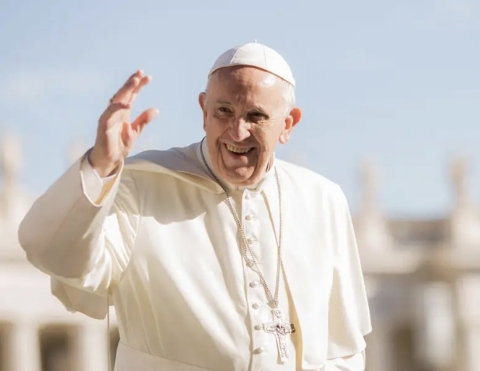 Buon Compleanno Papa Francesco. Oggi gli 87 anni festeggiati con L’Angelus a Piazza S.Pietro