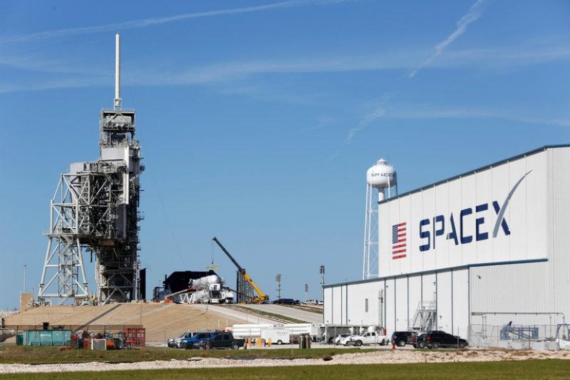 Spazio: via alla missione di Dragon 3 SpaceX per &quot;coltivare piante&quot; e impiantare fibre ottiche