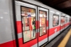Milano, 82enne ferito in metro: aveva chiesto a due giovani di indossare la mascherina