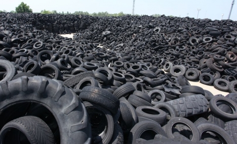 Ambiente: il fine vita dei pneumatici entra in Gazzetta Ufficiale ma non prevede il riutilizzo in nuovi prodotti